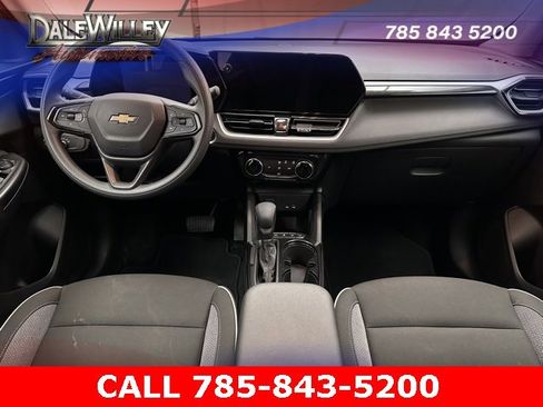 Used 2025 Chevrolet TrailBlazer LT image 7