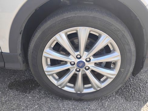 Used 2018 Ford Escape Titanium AWD/4WD image 27