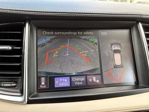 Used 2019 INFINITI QX50 Essential w/ Premium Audio Package FWD image 11