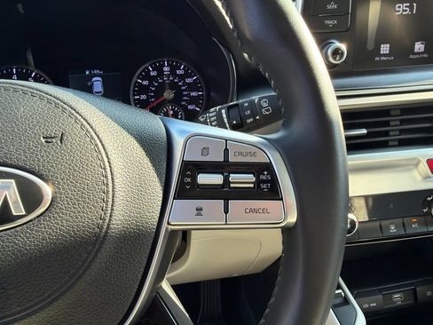 Used 2020 Kia Telluride S AWD/4WD image 17