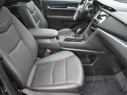 Used 2024 Cadillac XT5 Premium Luxury AWD/4WD image 33