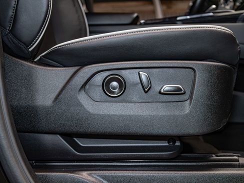 Used 2023 Cadillac Escalade Sport w/ Touring Package image 28