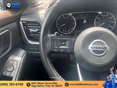 Used 2021 Nissan Rogue SV w/ Premium Package AWD/4WD image 16