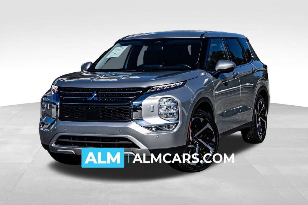 Used 2024 Mitsubishi Outlander SE AWD/4WD image 1