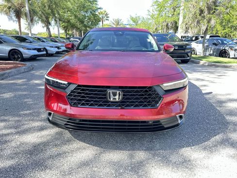 Used 2024 Honda Accord Touring image 9