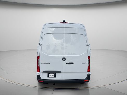 Certified 2025 Mercedes-Benz Sprinter 2500 image 4