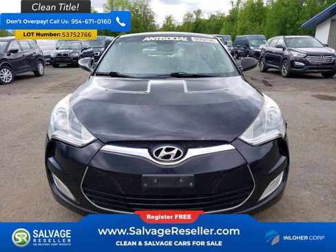 Used 2013 Hyundai Veloster w/ Style Pkg FWD image 7