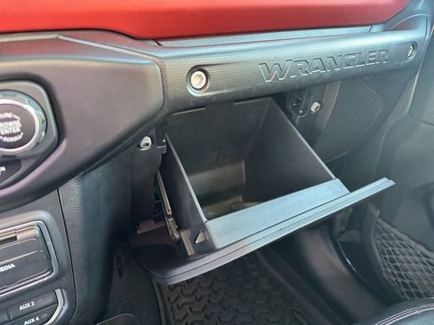 Used 2020 Jeep Wrangler Unlimited Rubicon image 15