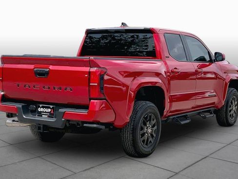 Used 2025 Toyota Tacoma SR5 image 13