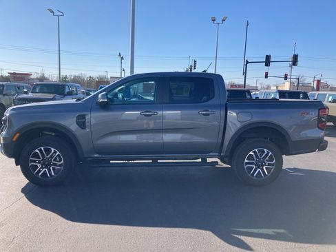 Used 2025 Ford Ranger Lariat w/ FX4 Off-Road Package image 8