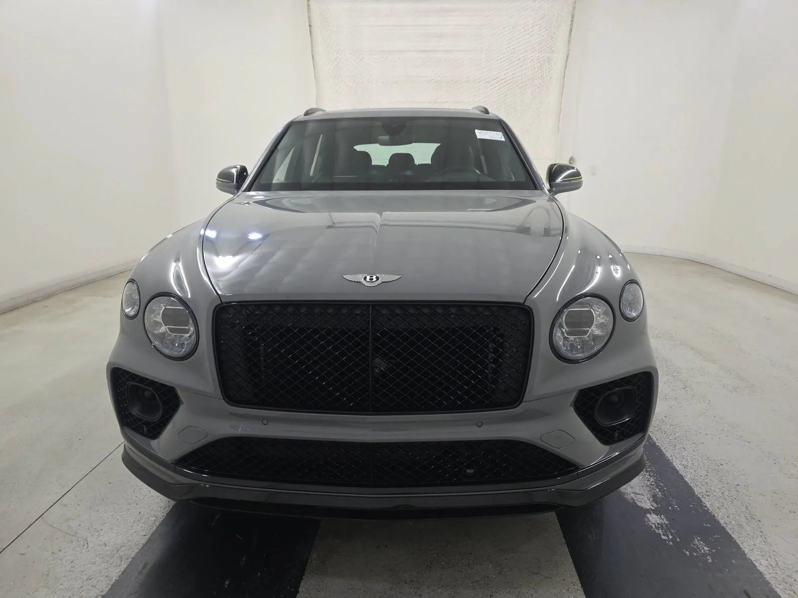Used 2023 Bentley Bentayga AWD/4WD image 8