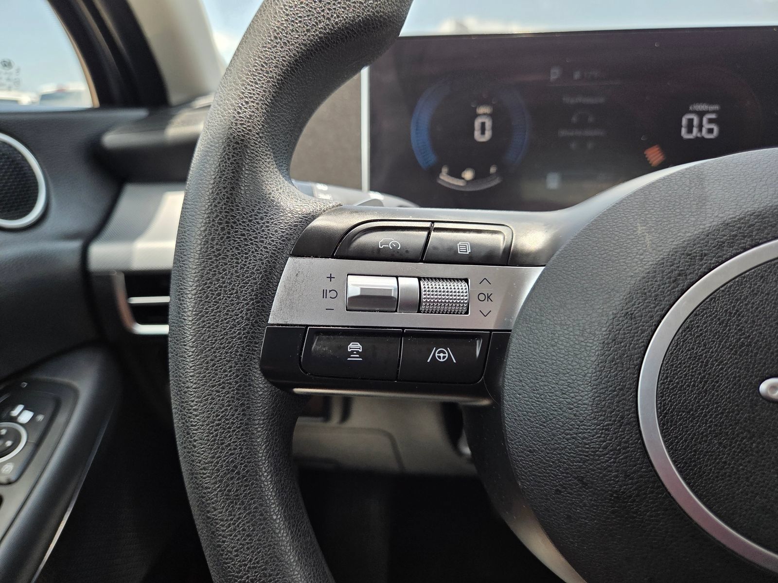 Used 2024 Hyundai Sonata SEL FWD image 40