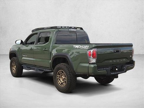 Used 2021 Toyota Tacoma TRD Off-Road w/ Technology Package AWD/4WD image 8