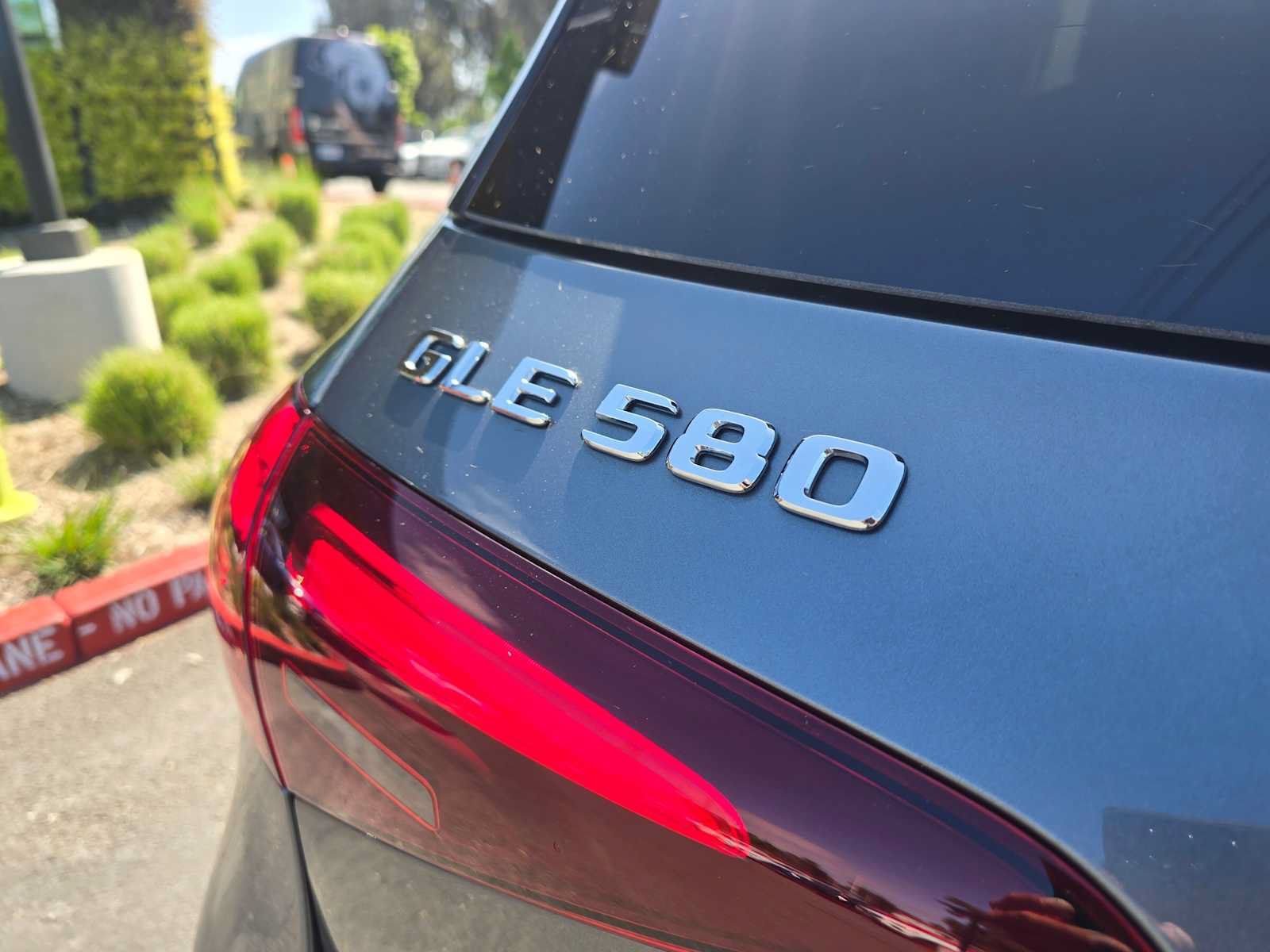 Certified 2025 Mercedes-Benz GLE 580 4MATIC image 13