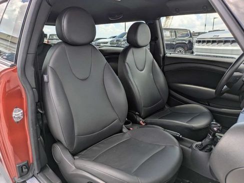 Used 2013 MINI Cooper Clubman FWD image 15