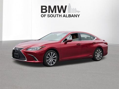 Used 2019 Lexus ES 300h w/ Premium Package image 6