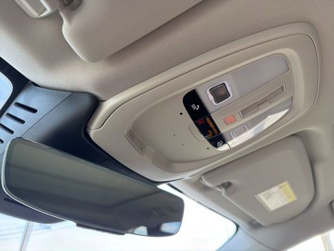 New 2026 Volvo XC60 B5 Ultra w/ Climate Package image 57