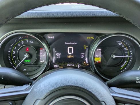 Used 2023 Jeep Wrangler Unlimited AWD/4WD image 27