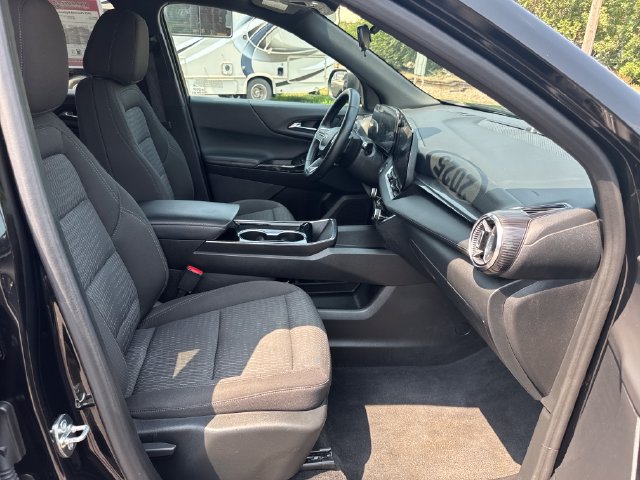 Used 2025 Chevrolet Equinox LT AWD/4WD image 29