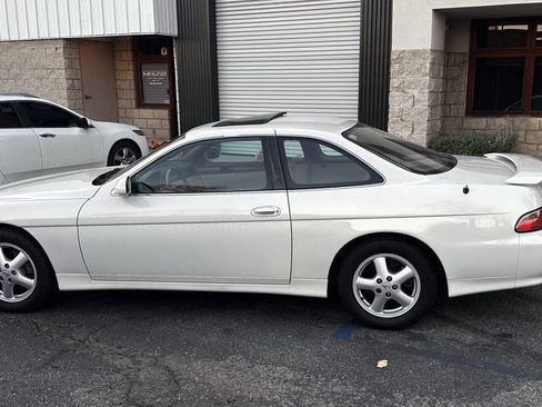 Used 2000 Lexus SC 400 Coupe RWD image 3
