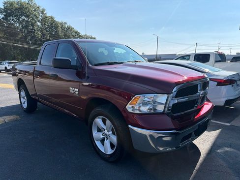 Used 2024 RAM 1500 Classic SLT AWD/4WD image 6