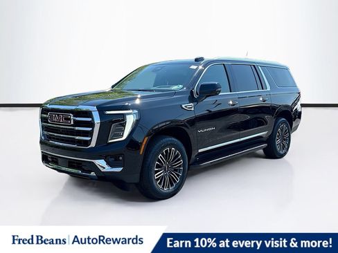 New 2026 GMC Yukon XL Elevation w/ Elevation Premium Package AWD/4WD image 3