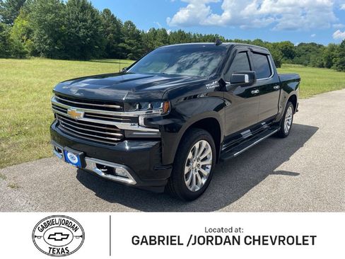 Used 2021 Chevrolet Silverado 1500 High Country w/ Technology Package AWD/4WD image 1