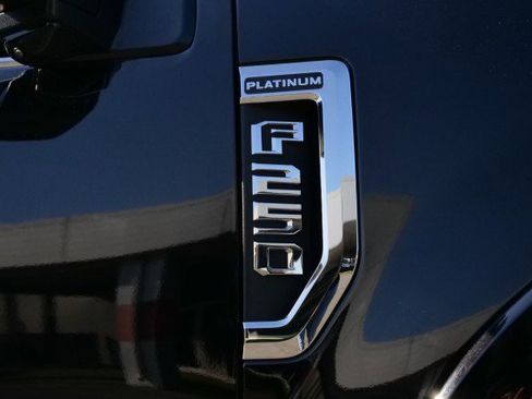 Used 2022 Ford F250 Platinum w/ Tremor Off-Road Package AWD/4WD image 48