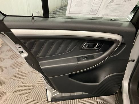Used 2015 Ford Taurus SEL w/ Equipment Group 201A FWD image 24