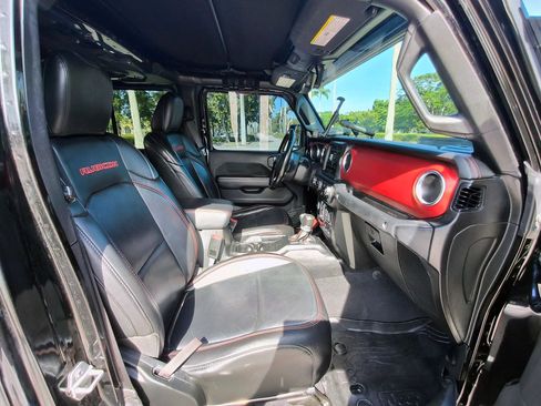 Used 2020 Jeep Gladiator Rubicon AWD/4WD image 37