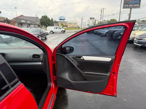 Used 2013 Volkswagen GTI Autobahn image 32