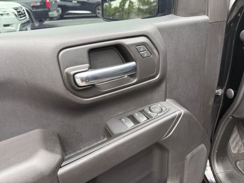 Used 2023 Chevrolet Silverado 1500 Custom AWD/4WD image 21