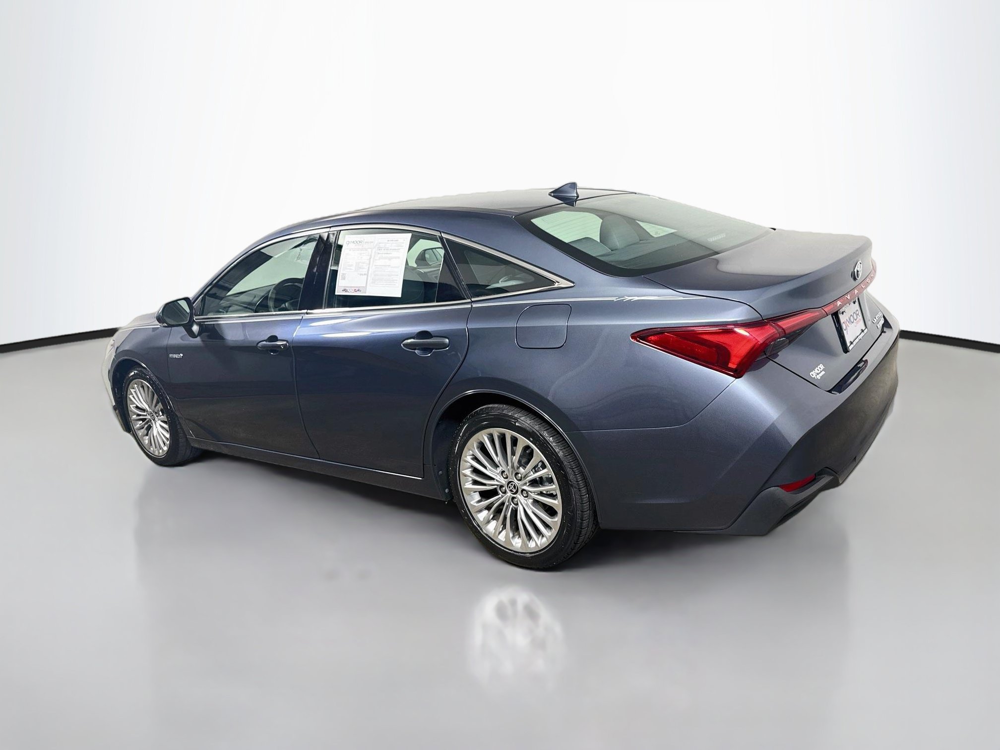 Certified 2021 Toyota Avalon Limited FWD image 5