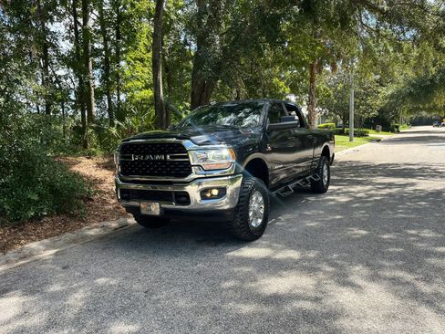 Used 2022 RAM 2500 Big Horn w/ Level C Equiment Group AWD/4WD image 7
