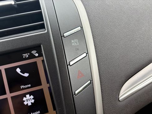 Used 2019 Lincoln MKC Premiere AWD/4WD image 25