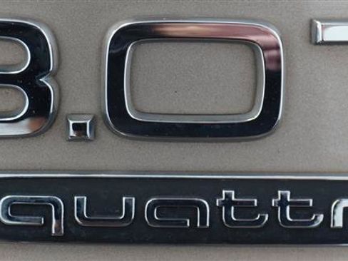 Used 2018 Audi Q7 3.0T Prestige w/ Prestige Package AWD/4WD image 39