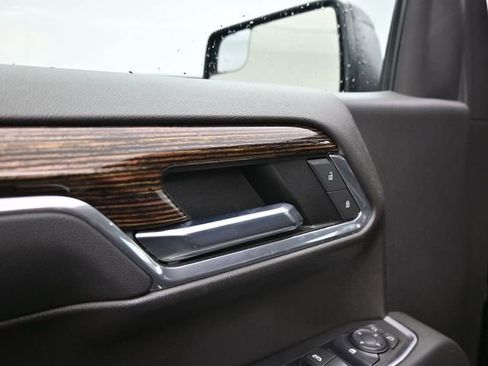 Used 2022 GMC Sierra 1500 Elevation image 14