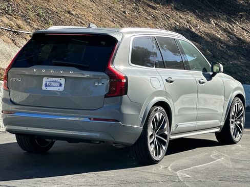 New 2026 Volvo XC90 B5 Plus AWD/4WD image 4