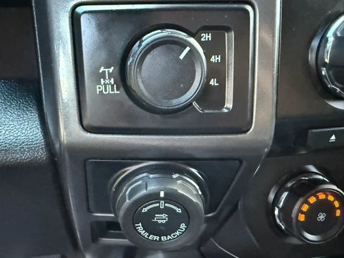 Used 2018 Ford F150 XLT w/ Equipment Group 302A Luxury AWD/4WD image 26