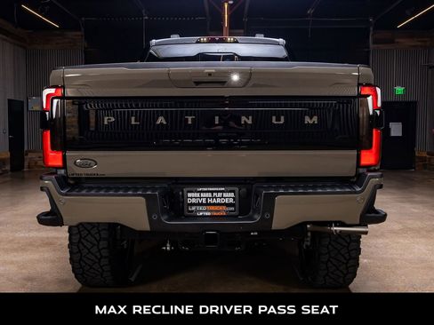 Used 2026 Ford F250 Platinum w/ Platinum Plus Package AWD/4WD image 8