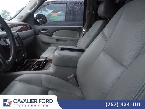 Used 2013 Chevrolet Tahoe LTZ AWD/4WD image 8