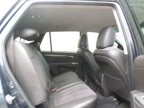 Used 2012 Hyundai Santa Fe SE image 11