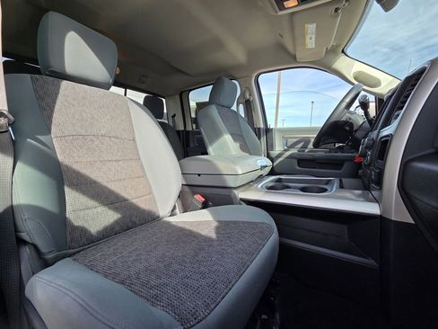 Used 2017 RAM 3500 Big Horn image 28