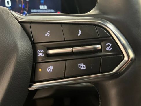 Used 2025 Chevrolet Equinox LT AWD/4WD image 13