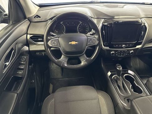 Used 2020 Chevrolet Traverse LT FWD image 15