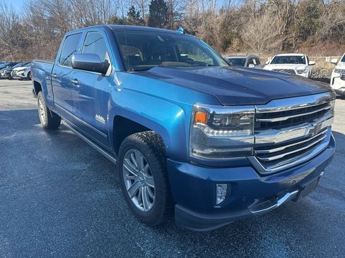 Used 2018 Chevrolet Silverado 1500 High Country image 3