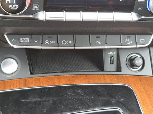 Used 2023 Audi Q5 2.0T Premium w/ Convenience Package image 8