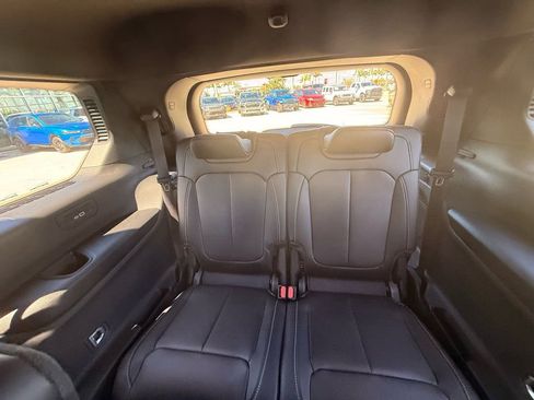 New 2026 Jeep Grand Cherokee L Limited w/ Limited Altitude Package AWD/4WD image 28