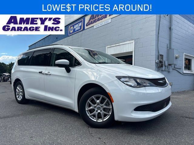 Used 2021 Chrysler Voyager Lxi FWD image 1