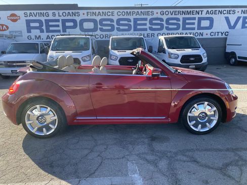 Used 2015 Volkswagen Beetle 1.8T FWD image 10